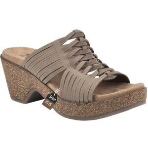 Women's Sandal by Steve Foot Beds